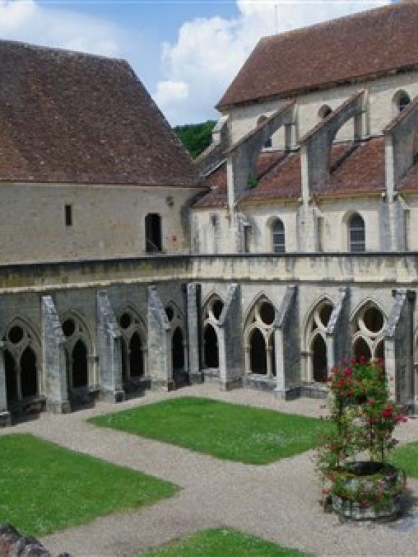 Abbaye de Noirlac, le cloître